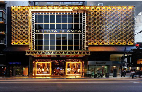 来宾门头设计与商业空间的纽带。